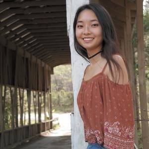 Meet your Posher, Ina